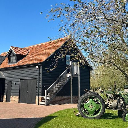 The Old Piggery, Cart Lodge In Newbourne Экстерьер фото